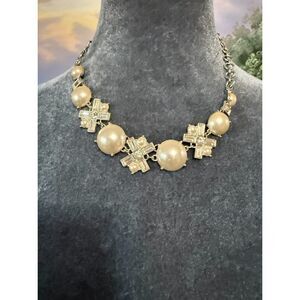 DANA BUCHMAN SILVER-tone RHINESTONE PEARL HUGS KISSES NECKLACE